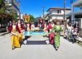 Λαμπαδηφορία, μέρος των εκδηλώσεων μνήμης για τη Γενοκτονία των Ποντίων (φωτ.: facebook/δήμος Βόλβης)