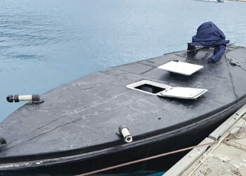 Το ουκρανικής κατασκευής drone που εντοπίστηκε στη Λευκάδα (φωτ.: ΕΡΤ)