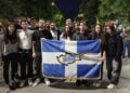 Μέλη της ΠΕΟΦ Θεσσαλονίκης που έδωσαν δυναμικό παρών στην 107η επέτειο της Γενοκτονίας, στη Θεσσαλονίκη (φωτ.: Αλεξία Ιωαννίδου)