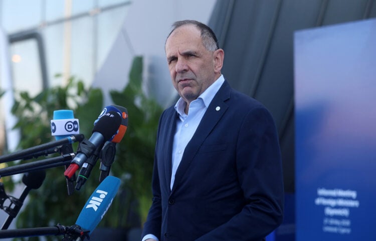 Ο Γ. Γεραπετρίτης στο άτυπο συμβούλιο των υπουργών Εξωτερικών της ΕΕ (φωτ.: EPA / George Christophorou)