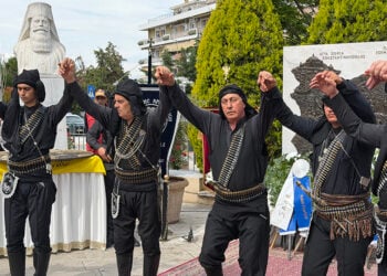 Πυρρίχιος χορός σέρρα για τα 107 χρόνια από τη Γενοκτονία των Ποντίων, 19 Μαΐου 2026 (φωτ.: Μητρόπολη Νέας Κρήνης και Καλαμαριάς)