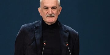 Ο Δημήτρης Καταλειφός στην τελετή απονομής των Βραβείων «Κάρολος Κουν» και των Βραβείων Κριτικών Θεάτρου και Μουσικής 2022-23. Δευτέρα 11 Μαρτίου 2024 (φωτ.: EUROKINISSI / Μιχάλης Καραγιάννης)