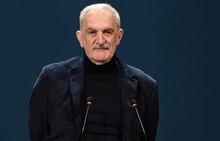 Ο Δημήτρης Καταλειφός στην τελετή απονομής των Βραβείων «Κάρολος Κουν» και των Βραβείων Κριτικών Θεάτρου και Μουσικής 2022-23. Δευτέρα 11 Μαρτίου 2024 (φωτ.: EUROKINISSI / Μιχάλης Καραγιάννης)