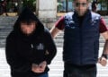 Ο 30χρονος σύζυγος οδηγείται στα δικαστήρια Ηρακλείου, Τρίτη 12 Μαΐου 2026 (φωτ.: EUROKINISSI / Στέφανος Ραπάνης)