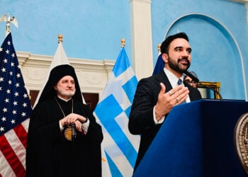 O Ζόραν Μαμντάνι μιλά στην εκδήλωση για την ομογένεια, στο Gracie Mansion, 5 Μαΐου 2026 (φωτ.: Facebook / Orthodox Observer)