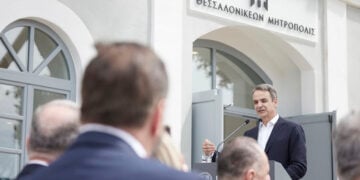 Ο Κυριάκος Μητσοτάκης στα εγκαίνια του Μουσείου «Θεσσαλονικέων Μητρόπολις», στο πρώην στρατόπεδο Παύλου Μελά, στη Σταυρούπολη (φωτ.: Γραφείο Τύπου Πρωθυπουργού / Δημήτρης Παπαμήτσος)