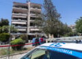 Η πολυκατοικία στην Ηλιούπολη από την ταράτσα της οποίας έπεσαν οι 17χρονες, Τρίτη 12 Μαΐου 2026.  (φωτ.: EUROKINISSI / Σωτήρης Δημητρόπουλος)