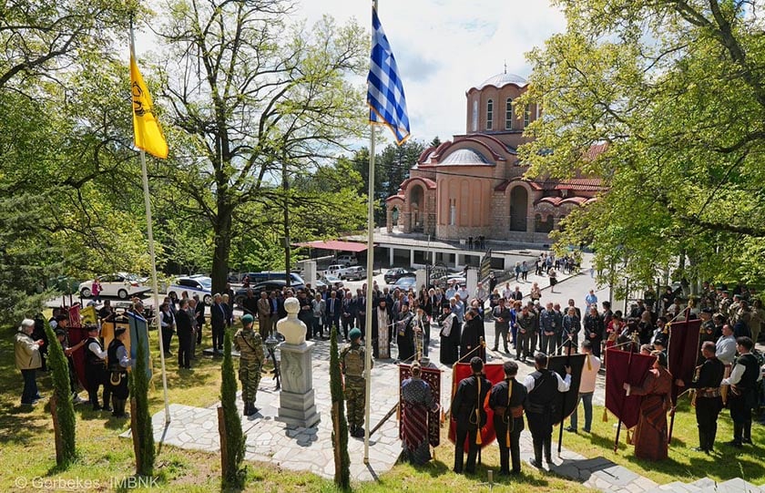 Τρισάγιο στο μνημείο του Αλέξανδρου Υψηλάντη στην Παναγία Σουμελά, για τα 107 χρόνια από τη γενοκτονία των Ποντίων. Κυριακή 24 Μαΐου 2026 (φωτ.: ΙΜ Βεροίας, Ναούσης,  Καμπανίας / Γεράσιμος Μπεκές)