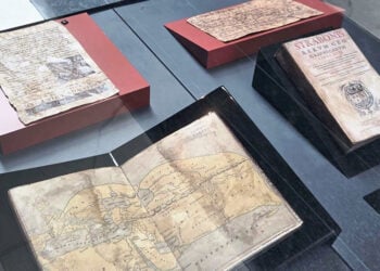 Μία από τις σημαντικότερες γεωγραφικές εγκυκλοπαίδειες της αρχαιότητας, του Στράβωνα, εκτίθεται στο Μουσείο Σαμψούντας, μαζί με σπάνια πρωτότυπα γεωγραφικά έργα (φωτ.: IHA)
