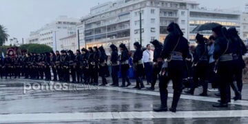 Πυρριχιστές του ΣΠοΣ Νοτίου Ελλάδος και Νήσων στο Μνημείο του Άγνωστου Στρατιώτη, Τρίτη 19 Μαΐου 2026 (φωτ.: Γεωργία Βορύλλα)