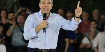 Ο Αλέξης Τσίπρας σε πρόσφατη εκδήλωση της Ελληνικής Αριστερής Συμπαράταξης, στη Νίκαια (φωτ.: Γιώργος Κονταρίνης / EUROKINISSI)