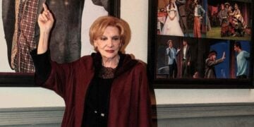 Η Μάρω Κοντού σε παλαιότερη θεατρική πρεμιέρα του Λάκη Λαζόπουλου (φωτ. αρχείου: Αποστόλης Παπανικολάου/ Panorama Press)