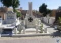 Το μνημείο στο Ελληνορθόδοξο Κοιμητήριο της Ιεράς Μονής Αγίου Γεωργίου στο Παλαιό Κάιρο, της Αραβικής Δημοκρατίας της Αιγύπτου (φωτ.: haf.gr)
