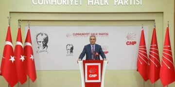 Ο Μουσλίμ Σαρί, εκπρόσωπος του Κεμάλ Κιλτσντάρογλου (πηγή: youtube.com/@chpgenelmerkezi)