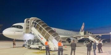 Το αεροσκάφος με το οποίο έφθασε η ιρανική αντιπροσωπεία στο Μπούργκενστοκ της Ελβετίας (πηγή: x.com/SwissMFA/status/2068431300373962786)
