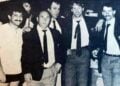 Στη φωτογραφία διακρίνονται (από αριστερά) ο Άντριου Πασχαλίδης  με αθλητική ενδυμασία, ο φυσιοθεραπευτής Τσάρλι Τζούρισιτς, ο Τζον Οικονόμος της «Australian Soccer Weekly» (ASW), ο επιθετικός Ντέιβιντ Μίτσελ και ο αμυντικός Γκράχαμ Τζένινγκς (φωτ.: The Greek Herald)