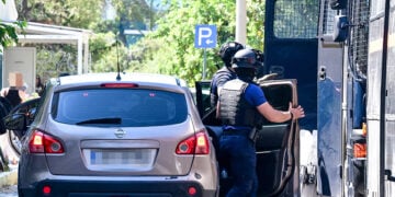 Στον εισαγγελέα ο 37χρονος παλαιστίνιος που φέρεται να είναι μέλος της Χαμάς και κατηγορείται για τρομοκρατία. Δευτέρα 8 Ιουνίου 2026 (φωτ.: EUROKINISSI / Τατιάνα Μπόλαρη)