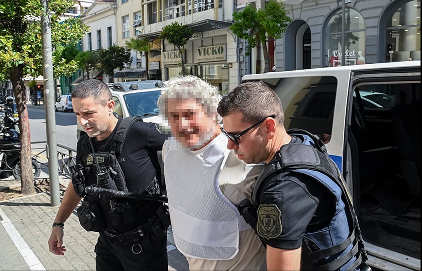 Μεταγωγή του 55χρονου Ελληνοαυστραλού Τζέιμς Δαλαμάγκα στα δικαστήρια της Πάτρας, Δευτέρα 8 Ιουνίου 2026 (φωτ.: EUROKINISSI / Ανδρέας Αλεξόπουλος)