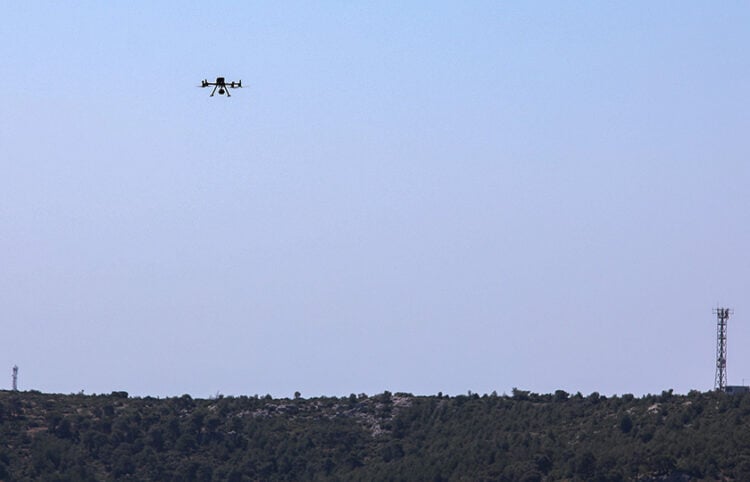 Στιγμιότυπο από την άσκηση «Διά πυρός 2026» στο Δήμο Μάνδρας, για την αντιμετώπιση δασικής πυρκαγιάς μεγάλης έκτασης. Πέμπτη 21 Μαΐου 2026 (φωτ.: EUROKINISSI / Δανάη Δαυλοπούλου)