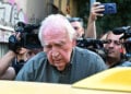 Ο Αλέξανδρος Γιωτόπουλος επιβιβάζεται σε ταξί προκειμένου να μεταβεί σε σωφρονιστικό κατάστημα, Δευτέρα 15 Ιουνίου 2026 (φωτ.: EUROKINISSI / Τατιάνα Μπόλαρη)