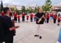 Το ανοιχτό μάθημα έγινε μια μικρή γιορτή στην Πλατεία Ελευθερίας στον Κορυδαλλό, Παρασκευή 12 Ιουνίου 2026 (πηγή: Facebook / Ηλίας Υφαντίδης)