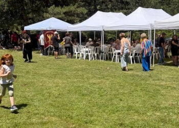 Μικροί και μεγάλοι βρέθηκαν και φέτος στα παρχάρια του Αγίου Δημητρίου Κοζάνης, Κυριακή 28 Ιουνίου 2026 (φωτ.: Facebook / Nikos Lissaridis)