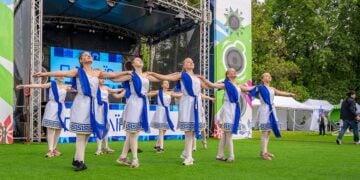 Στιγμιότυπο από το φεστιβάλ ελληνικού πολιτισμού «Πανηγύρι», στο Κίεβο. Σάββατο 30 Μαΐου 2026 (φωτ.: Facebook / Федерація грецьких товариств України)