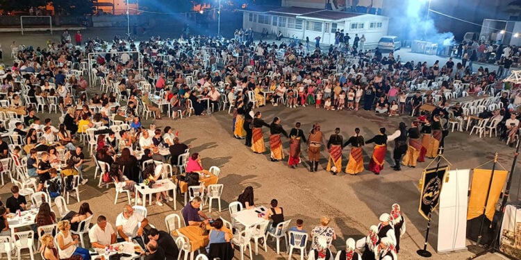 Από παλαιότερη εκδήλωση του Συλλόγου (φωτ.: facebook / Ποντιακός Σύλλογος Πτολεμαΐδας)