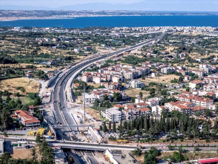 Προχωρούν τα έργα του Flyover. Εικόνα από την κατεδάφιση του δεύτερου κλάδου της γέφυρας Πανοράματος (φωτ.: Βασίλης Βερβερίδης / MOTION TEAM)