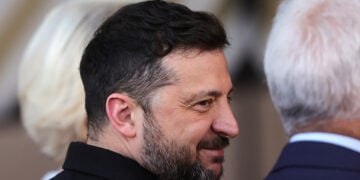 Ο Β. Χελένσκι στις Βρυξέλλες, 18/6/2026 (φωτ.: EPA / Olivier Matthys)
