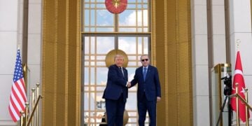 (Φωτ.: EPA/EMRAH GUREL/ POOL POOL PHOTO/ΑΠΕ ΜΠΕ)