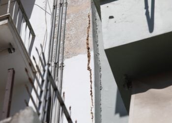 Εμφάνιση ρωγμών σε πολυκατοικίες στη Κυψέλη, στη περιοχή γύρω από το εργοτάξιο της επέκτασης της γραμμής 4 του Μετρό. Πέμπτη 16 Ιουλίου 2026    (φωτ.: ΔΑΝΑΗ ΔΑΥΛΟΠΟΥΛΟΥ/ EUROKINISSI)