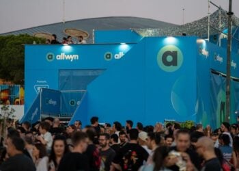 Το VIP μπαλκόνι της Allwyn (φωτ.: allwyn.gr)