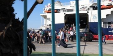 Στιγμιότυπο από το λιμάνι του Πειραιά. Αυξημένη η κίνηση στο λιμάνι (φωτ.: Δανάη Δαυλοπούλου / EUROKINISSI)