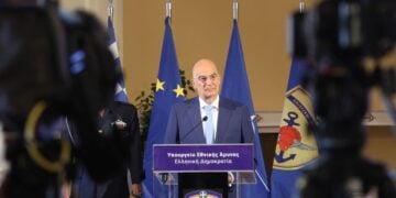 Ο υπουργός Εθνικής Άμυνας Νίκος Δένδιας μιλά για τις αποφάσεις μετά τη σημερινή συνεδρίαση του ΚΥΣΕΑ (φωτ.: Γιάννης Παναγόπουλος/EUROKINISSI)