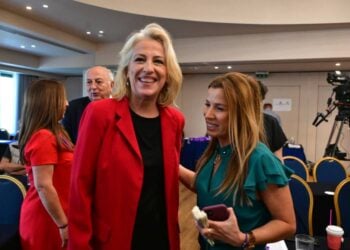 Εικόνα από την έκτακτη συνεδρίαση της Κεντρικής Επιτροπής του ΣΥΡΙΖΑ - ΠΣ (φωτ.: Τατιάνα Μπόλαρη/EUROKINISSI)