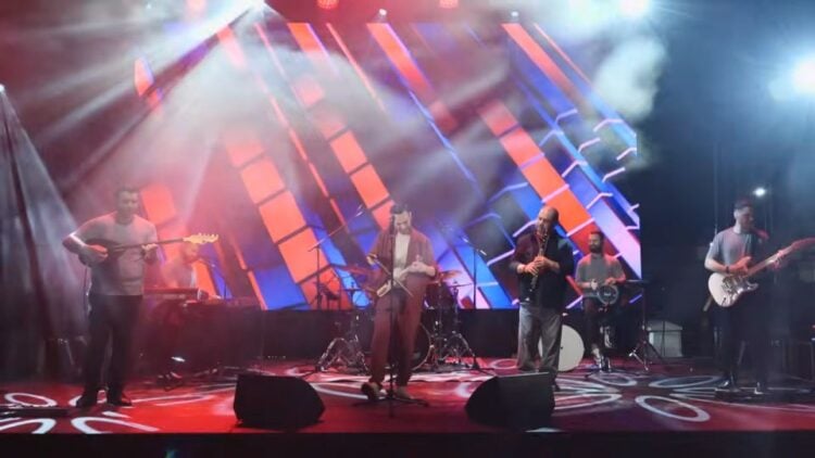 (Πηγή: YouTube/
Black Sea Music Productions)