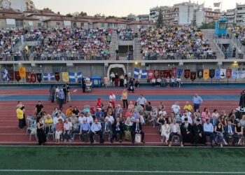 Στιγμιότυπο από την έναρξη του χορευτικού μέρους του 7ου Πανελλήνιου Ανταμώματος Μικρασιατών στη Νέα Ιωνία Αττικής, Σάββατο 27 Ιουνίου 2026 (φωτ.: Facebook / Δήμος Νέας Ιωνίας)