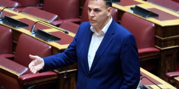 Ο Γιώργος Καραμέρος στη Βουλή, Παρασκευή 5 Ιουνίου 2026 (φωτ.: EUROKINISSI / Γιώργος Κονταρίνης)