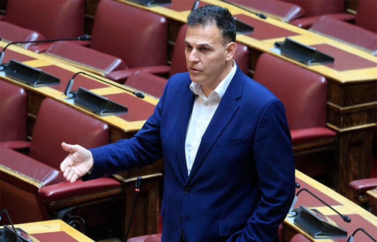 Ο Γιώργος Καραμέρος στη Βουλή, Παρασκευή 5 Ιουνίου 2026 (φωτ.: EUROKINISSI / Γιώργος Κονταρίνης)