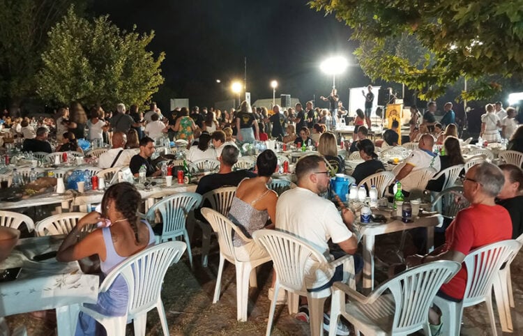 Από παλαιότερο Ποντιακό Φεστιβάλ στην Κέρκυρα (φωτ.: facebook / Εύξεινος Λέσχη Ποντίων Κέρκυρας)