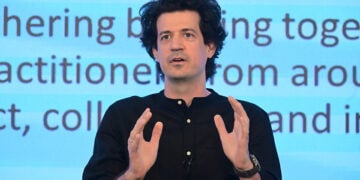 O Κωνσταντίνος Δασκαλάκης στο συνέδριο «Greeks in AI» που έγινε στην Αθήνα, Παρασκευή 18 Ιουλίου 2025
(φωτ.: EUROKINISSI / Τατιάνα Μπόλαρη)