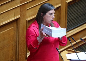 Η Ζωή Κωνσταντοπούλου στο βήμα της Βουλής, Τετάρτη 22 Ιουλίου 2026 (φωτ.: EUROKINISSI / Γιάννης Παναγόπουλος)