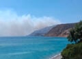 Καπνός από τη φωτιά στην Κρύα Βρύση Ρεθύμνου, Τετάρτη 29 Ιουλίου 2026 (φωτ.: Facebook / Antilalos Press)