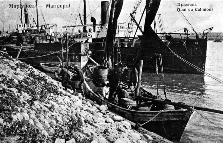 Vintage καρτ ποστάλ Μαριούπολης, περίπου 1900-1910 (φωτ.: Мариуполь — Пристань / Quai du Calmions/Public Domain)