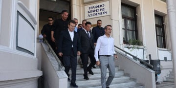 Ο Κυριάκος Μητσοτάκης στο Ιπποκράτειο Θεσσαλονίκης για να επισκεφθεί τους τραυματίες της εμπρηστικής επίθεσης στο σπίτια τριών στελεχών της Νέας Δημοκρατίας, και να ενημερωθεί για την κατάστασή τους. Τετάρτη 1 Ιουλίου 2026  (φωτ.: EUROKINISSI /Βασίλης Βερβερίδης)