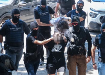 Στα δικαστήρια οι κατηγορούμενοι για τις εμπρηστικές επιθέσεις και τη δολοφονία της Βάγιας Νέστορα στη Θεσσαλονίκη. Σάββατο 11 Ιουλίου 2026 (φωτ.: EUROKINISSI)