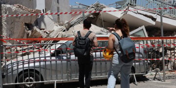 Κατάρρευση πολυκατοικίας στα Πετράλωνα επί της οδού Αλκμήνης. Επόμενη ημέρα, Τετάρτη 1 Ιουλίου 2026 (φωτ.: EUROKINISSI / Γιάννης Παναγόπουλος)