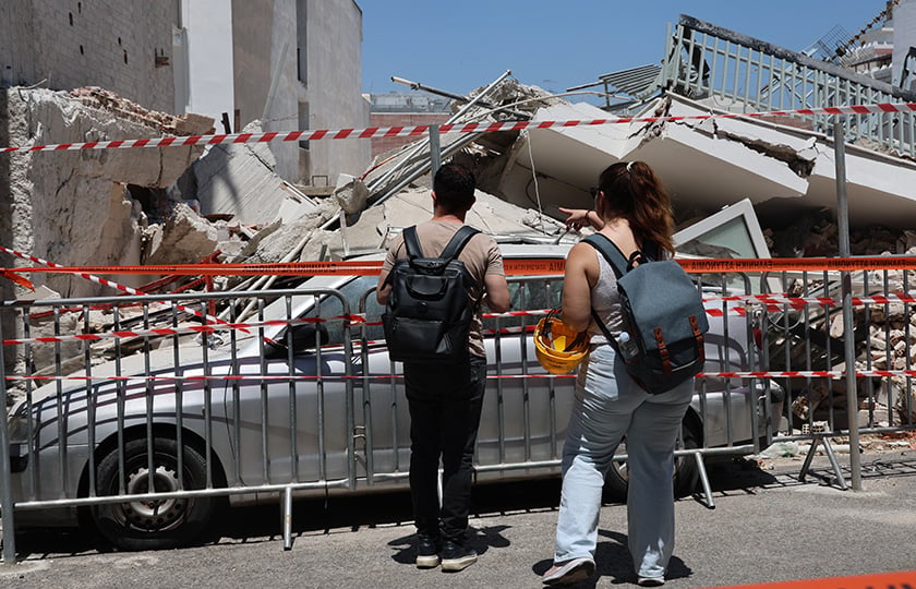 Κατάρρευση πολυκατοικίας στα Πετράλωνα επί της οδού Αλκμήνης. Επόμενη ημέρα, Τετάρτη 1 Ιουλίου 2026 (φωτ.: EUROKINISSI / Γιάννης Παναγόπουλος)