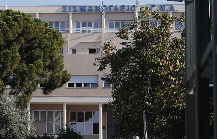 Η φωτιά ξεκίνησε από την Παθολογική Κλινική του Σισμανογλείου, στον Α' όροφο. Πέμπτη 9 Ιουλίου 2026 (φωτ.: EUROKINISSI / Σωτήρης Δημητρόπουλος)